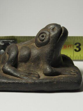Antique Hand-Carved Wood Frog Effigy Stamp – Vintage Folk Art